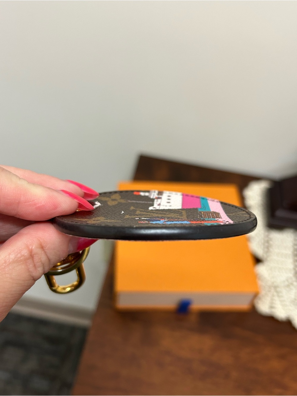 Louis Vuitton limited edition 2016 Transatlantic themed key chain and bag charm. - Picture 7 of 9